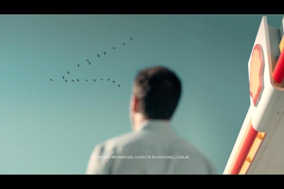 “La V tiene power”, preestreno de JWT Buenos Aires para Shell